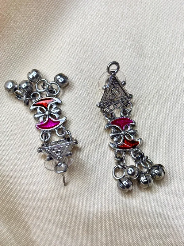 Women_Oxidised_Silver-Plated_Multicolour_Stone_Studded_Long_Pendant_Necklace_Jewellery_Set