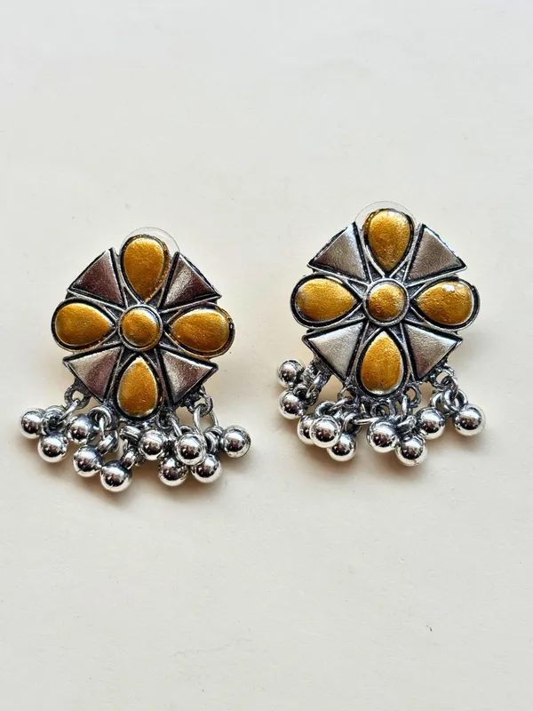 Women_Oxidised_Silver-Plated_Mustard_Yellow_Floral_Earrings_&_Statement_Ring_Set