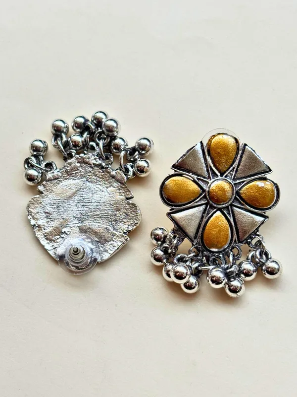 Women_Oxidised_Silver-Plated_Mustard_Yellow_Floral_Earrings_&_Statement_Ring_Set