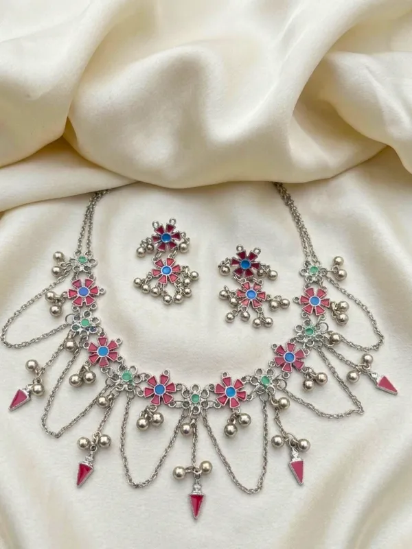 Women_Oxidised_Silver-Plated_Red_Floral_Statement_Necklace_&_Earrings_Set