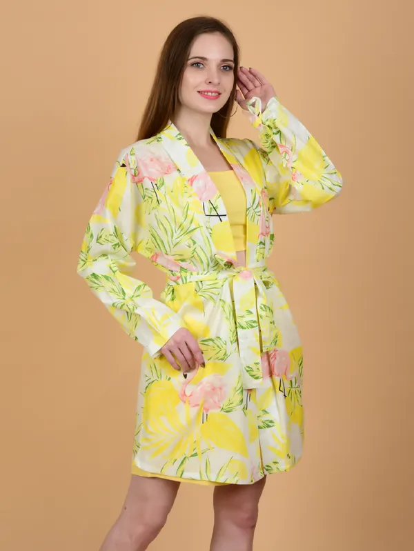 Yellow_Flamingo_Print_Shrug
