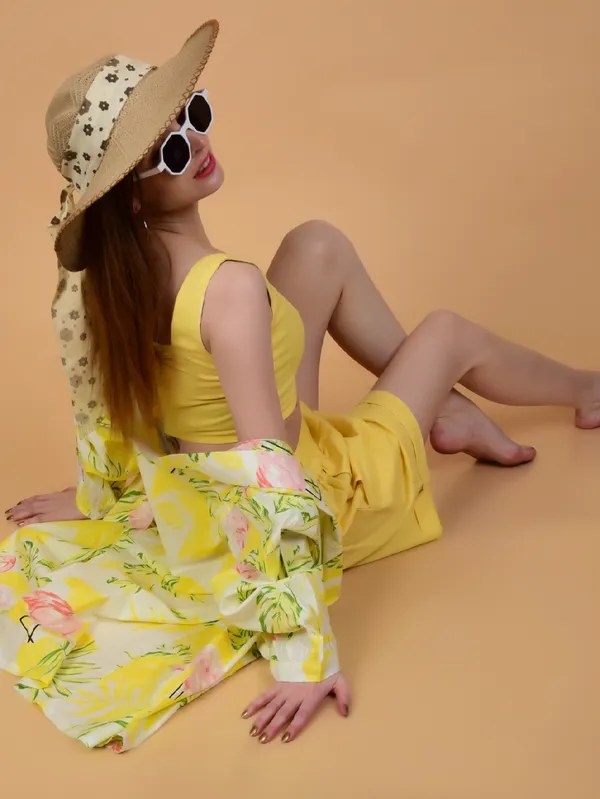 Yellow_Flamingo_Print_Shrug