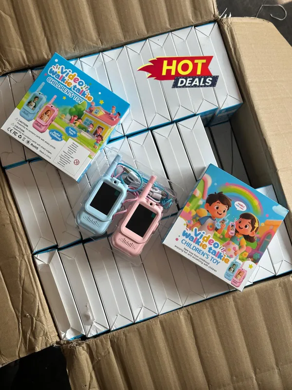 Blue_And_Pink_Video_Screen_Walkie_Talkie_Toy_Pair_For_Kids