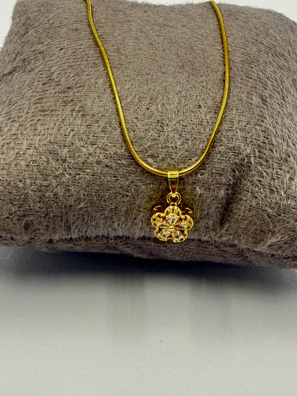 Gold_Floral_Crystal_Pendant_Necklace_Default_Title