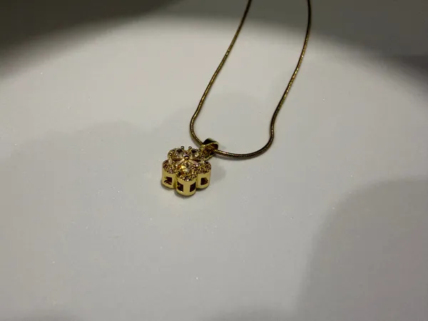 Gold_Floral_Crystal_Pendant_Necklace_Default_Title