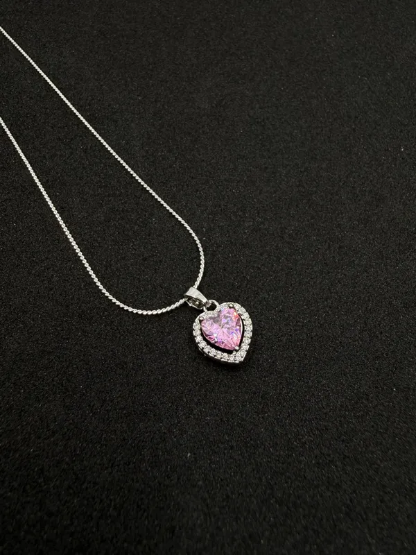 Silver_And_Pink_Heart_Pendant_Necklace
