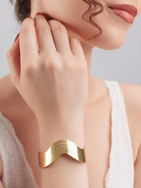 Elegant_Curved_Cuff_Bracelet_With_Accents_Stylish_Women_S_Jewelry_For_Gifts_And_Special_Occasions