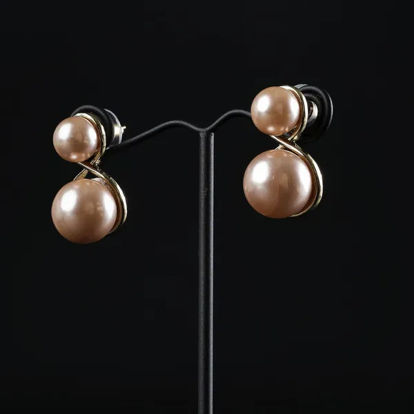 Pearl_Stud_Earring_Set_For_Women_And_Girls