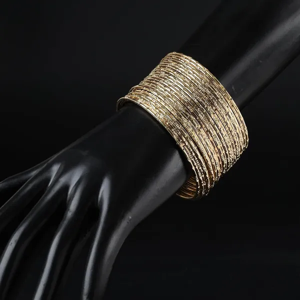 Elegant_Traditional_Multi_Layered_Bangles_Set_For_Women
