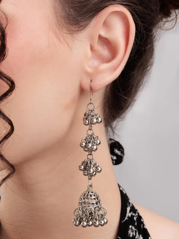 Traditional_Jhumka_Earrings_For_Women_With_Ornate_Hanging_Bells