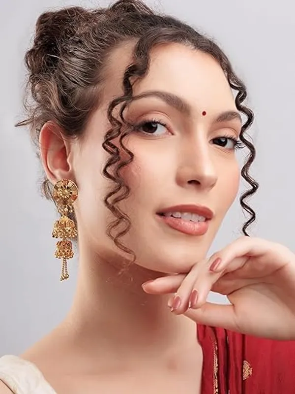 Traditional_Jhumka_Earrings_For_Women_Intricate_Dome_Design_With_Hanging_Beads_Ethnic_Indian_Jewelry_For_Weddings_Festivals_Parties_Special_Occasions
