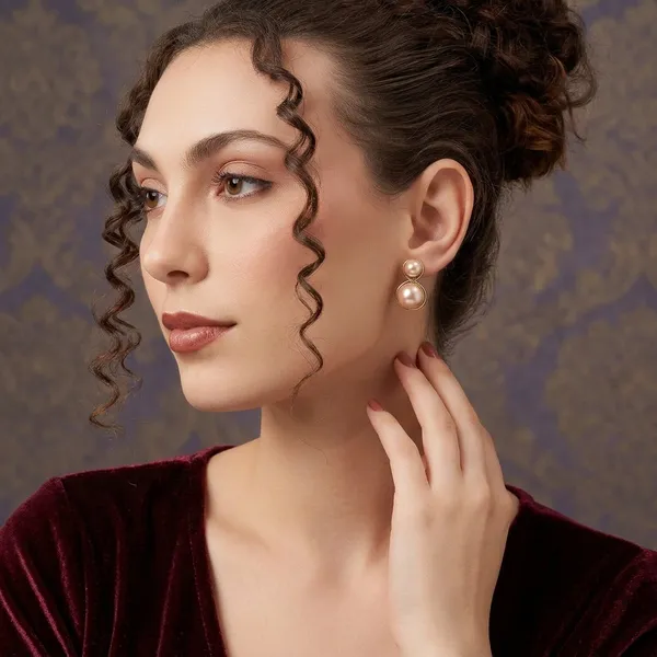 Pearl_Stud_Earring_Set_For_Women_And_Girls