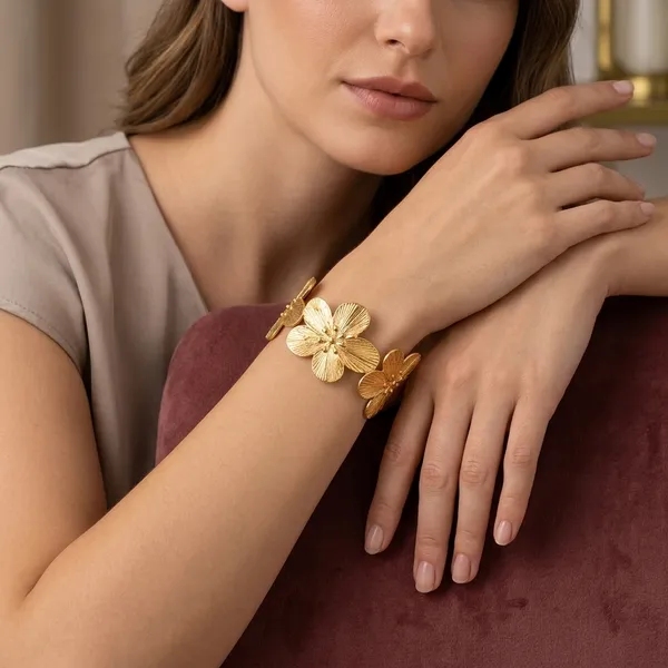Gold_Floral_Cuff_Bracelet