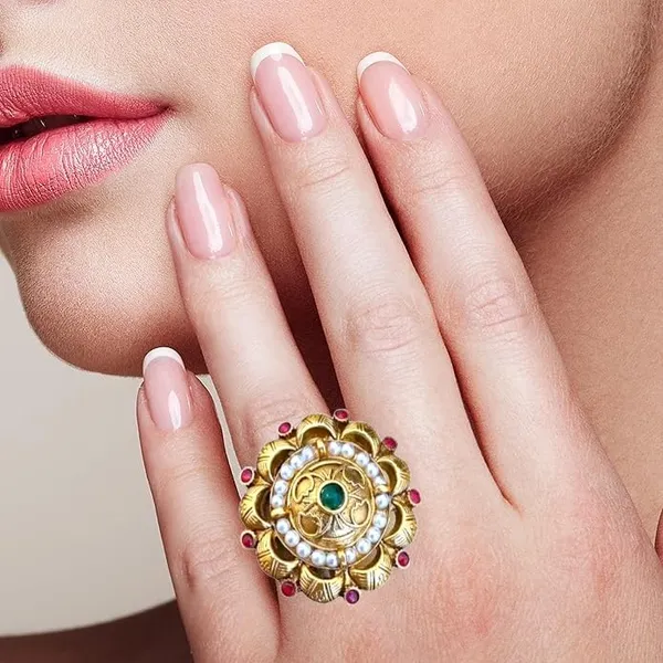 Gold_Brass_Kundan_Adjustable_Finger_Ring_For_Women