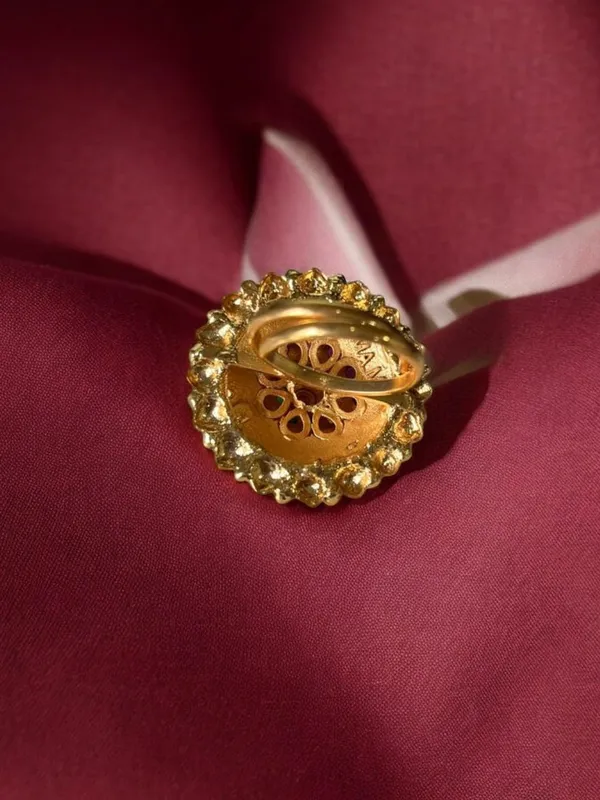 Gold_Brass_Kundan_Adjustable_Finger_Ring_For_Women