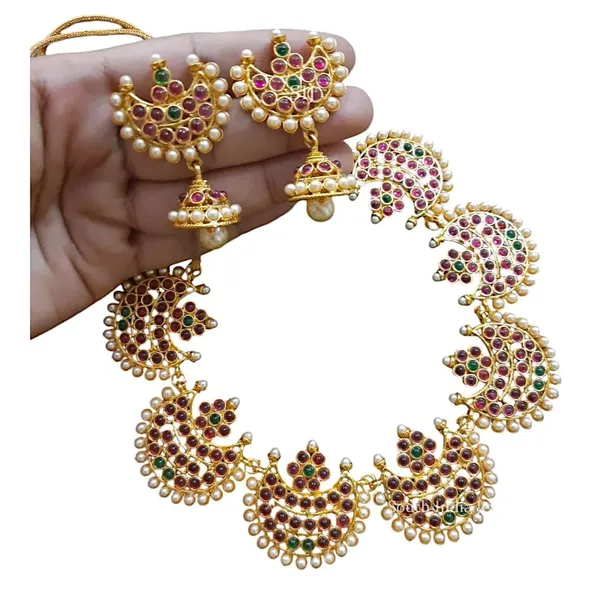 Gold_Pink_Stone_Pearl_Studded_Choker_Necklace_Set_For_Women