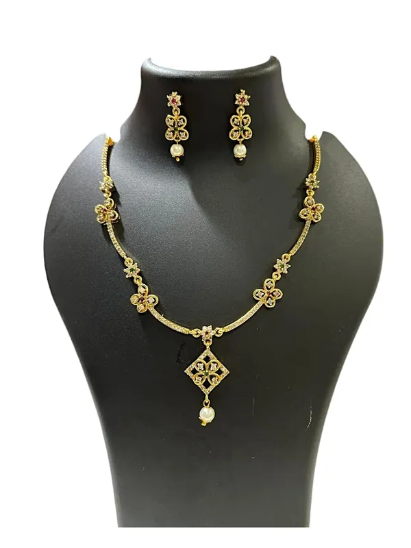 Silver_Brass_American_Diamond_Studded_Necklace_Set_For_Women