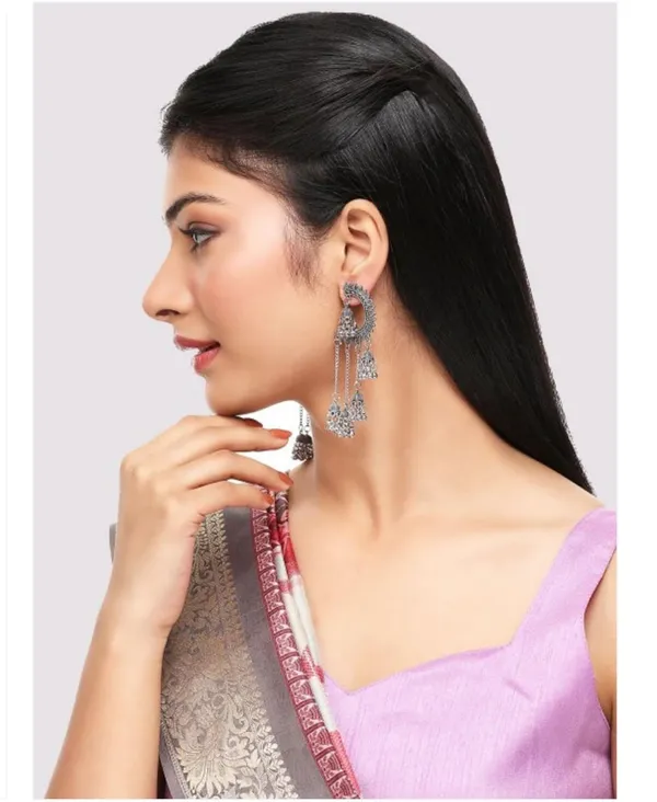 Silver_Alloy_Oxidised_Long_Tassel_Jhumki_Earrings_For_Women