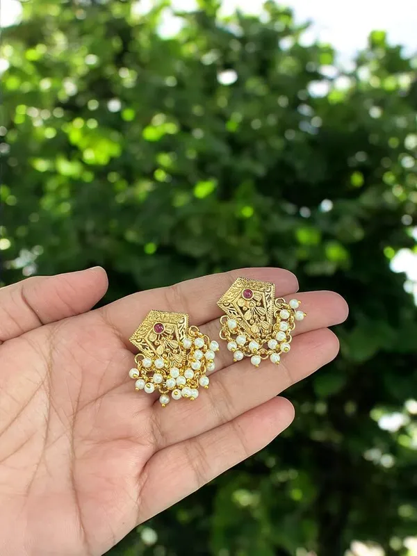 Gold_Brass_Pearl_Beaded_Stud_Earrings_For_Women