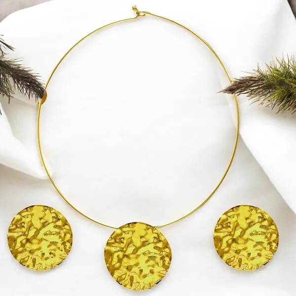 Gold_Stainless_Steel_Textured_Hammered_Disc_Necklace_Set_For_Women