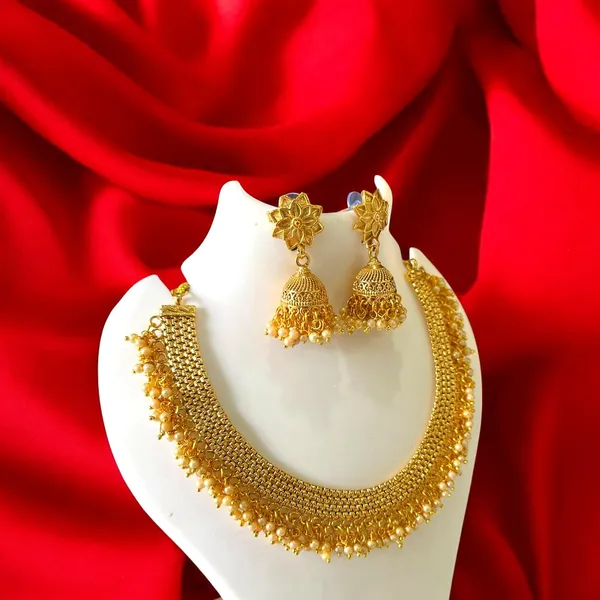 Gold_Brass_Traditional_Pearl_Choker_Necklace_Set_For_Women