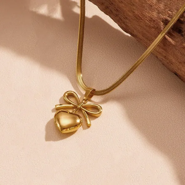 Gold_Stainless_Steel_AntiTarnish_Pendant_Necklace_For_Women