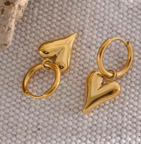 Gold_Stainless_Steel_Heart_Pendant_Necklace_Set_For_Women