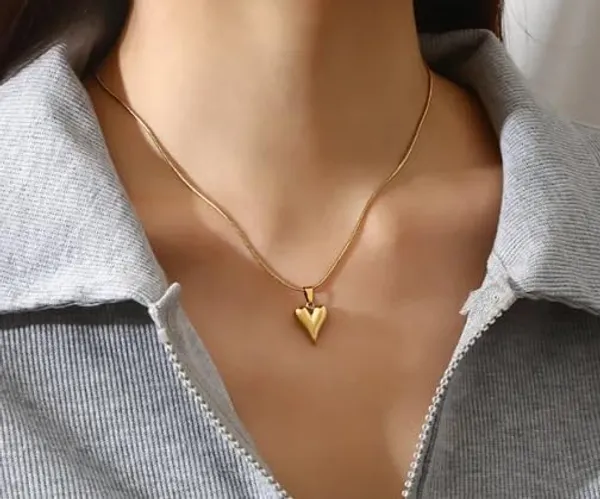 Gold_Stainless_Steel_Heart_Pendant_Necklace_Set_For_Women