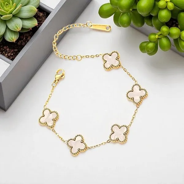 Gold_Stainless_Steel_Clover_Chain_Bracelet_For_Women