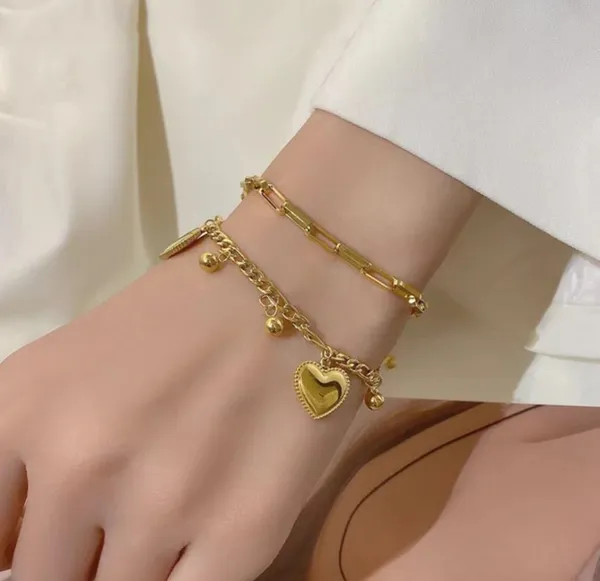 Gold_Stainless_Steel_Heart_Charm_Chain_Bracelet_For_Women
