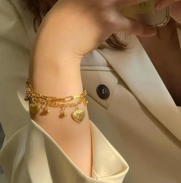 Gold_Stainless_Steel_Heart_Charm_Chain_Bracelet_For_Women