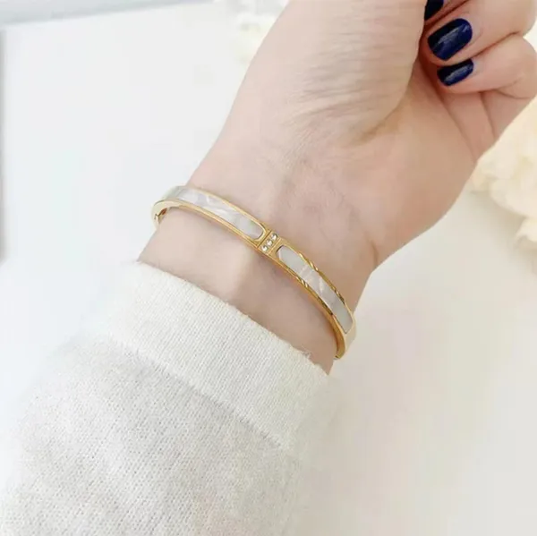 Gold_Stainless_Steel_Cz_Crystal_Stone_Openable_Cuff_Bracelet_For_Women