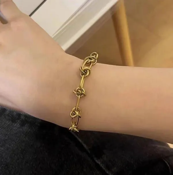 Gold_Stainless_Steel_Knot_Thorn_Link_Chain_Bracelet_For_Women