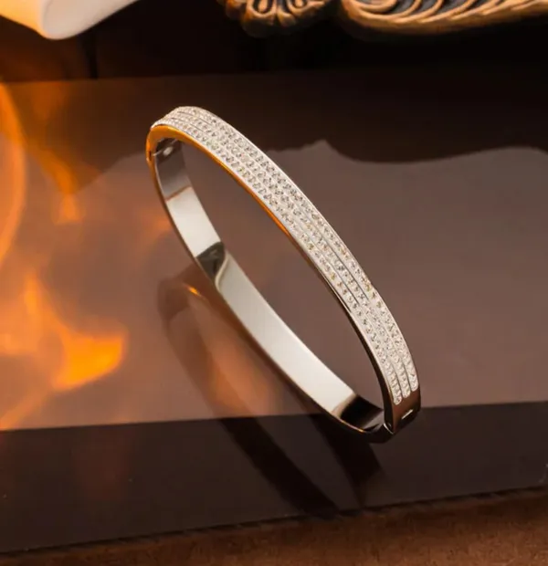 Gold_Stainless_Steel_Crystal_Openable_Cuff_Bracelet_For_Women