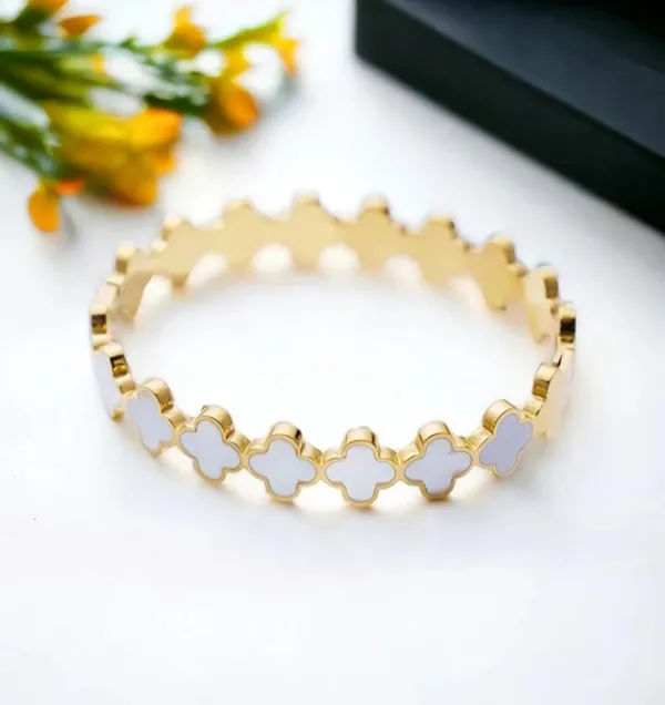 Gold_Stainless_Steel_Clover_Openable_Cuff_Bracelet_For_Women