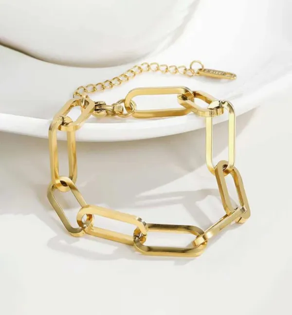 Gold_Stainless_Steel_Openable_Interlocked_Cuff_Bracelet_For_Women