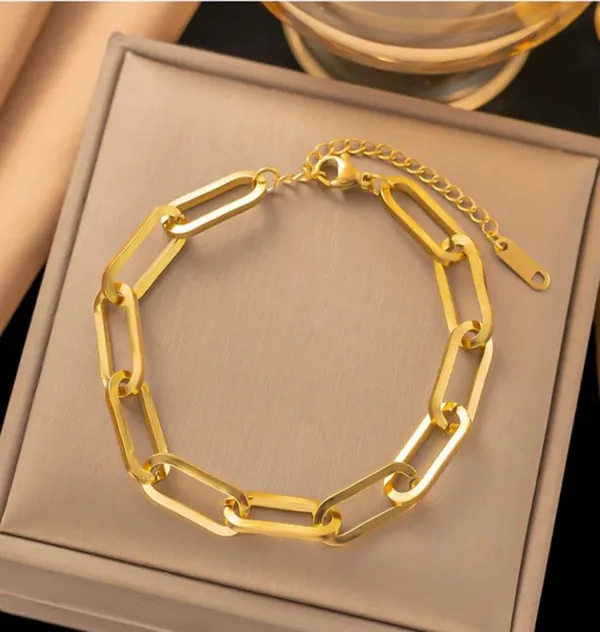 Gold_Stainless_Steel_Openable_Interlocked_Cuff_Bracelet_For_Women