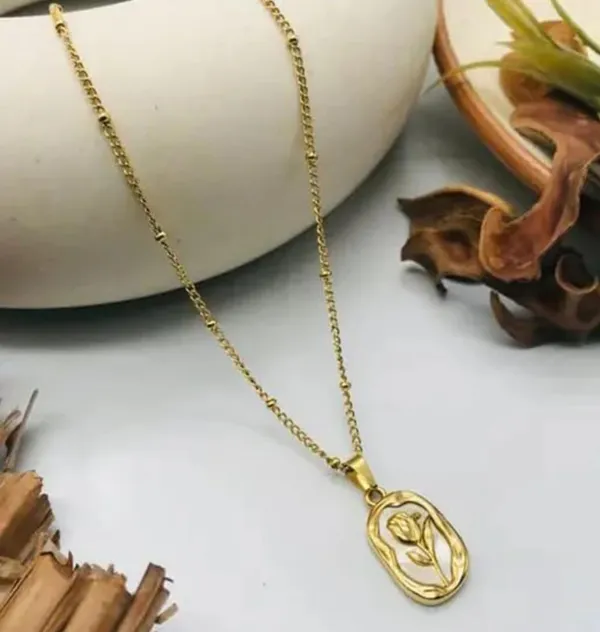 Gold_Stainless_Steel_AntiTarnish_Pendant_Necklace_For_Women