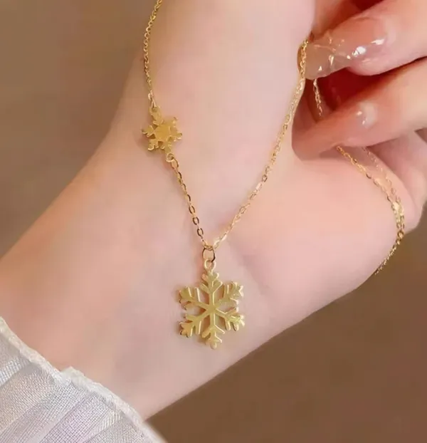 Gold_Stainless_Steel_AntiTarnish_Pendant_Necklace_For_Women