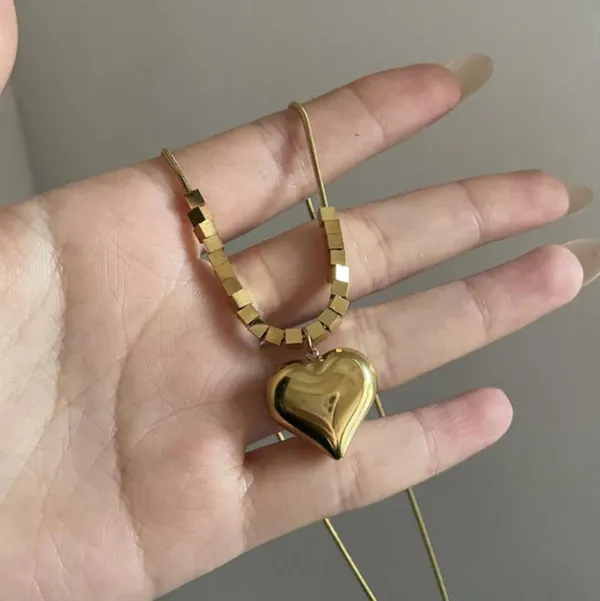 Gold_Stainless_Steel_AntiTarnish_Pendant_Necklace_Chain_For_Women