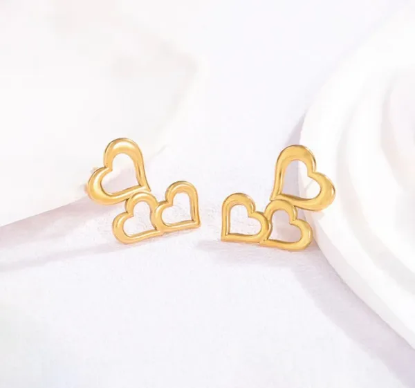 Gold_Stainless_Steel_AntiTarnish_Heart_Stud_Earrings_For_Women