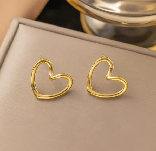 Gold_Stainless_Steel_AntiTarnish_Heart_Stud_Earrings_Combo_For_Women
