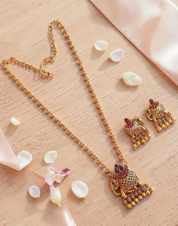 Gold_Brass_Matte_Antique_Temple_Pendant_Necklace_Set_For_Women
