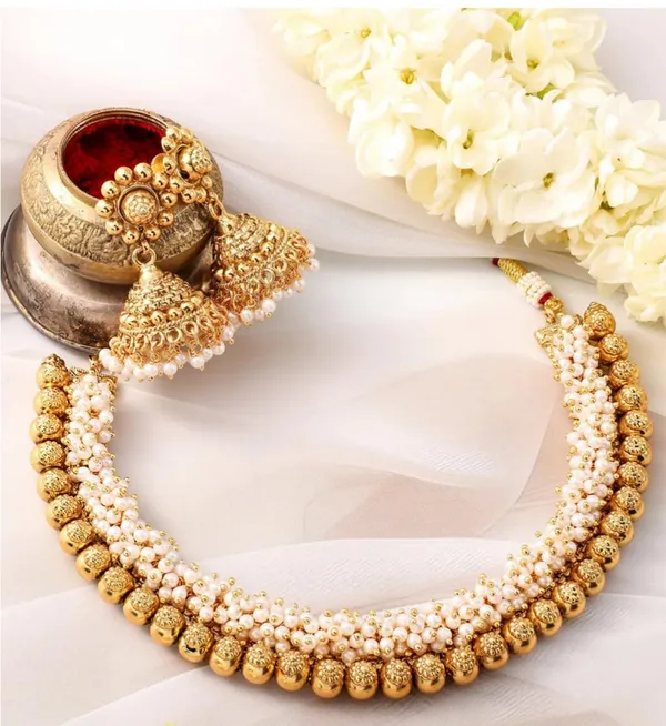 Gold_Brass_Antique_Pearl_Temple_Choker_Necklace_Set_For_Women