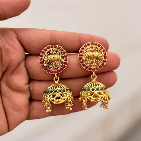 Gold_Brass_Temple_Elephant_Motif_Jhumka_Earrings_For_Women