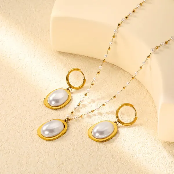 Gold_Stainless_Steel_Heart_Pearl_Necklace_Set_For_Women