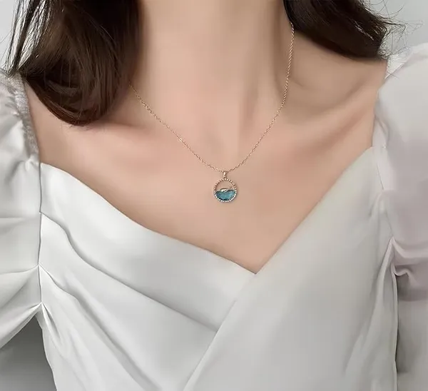 Silver_Stainless_Steel_Dolphin_Pendant_Necklace_For_Women