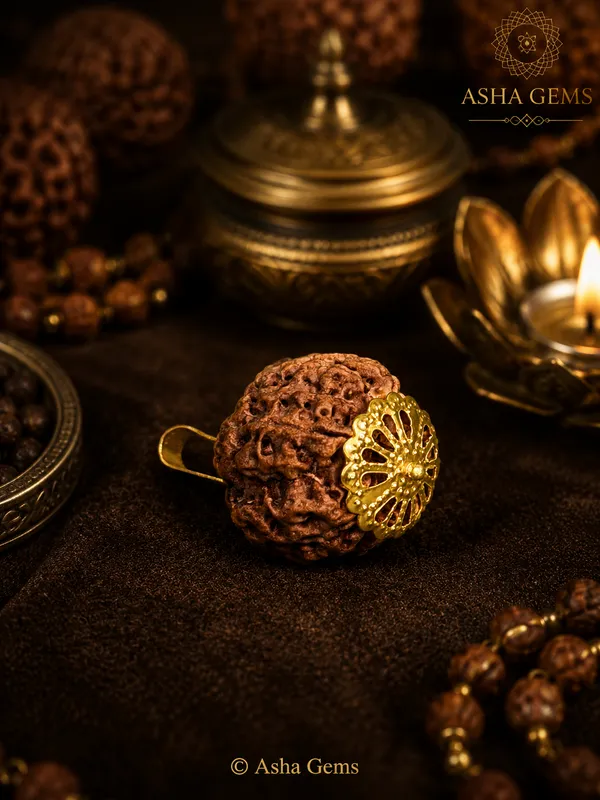 4_Mukhi_Rudraksha_Bead_With_Gold_Tone_Cap_Pendant