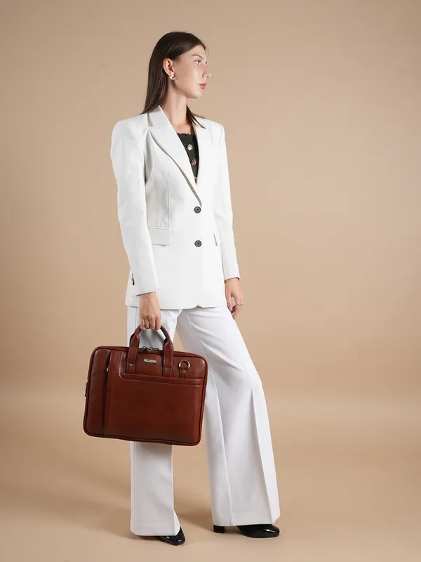 Tan_Leather_Laptop_Bag_For_Men_And_Women