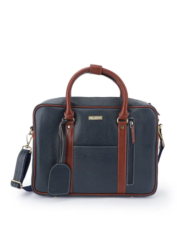 Black_Leather_Office_Briefcase_For_Men_And_Women